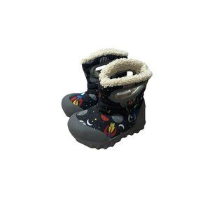 BOGS B-Moc Space Print Over The Ankle Boots Black Red Unisex Infant Size 5